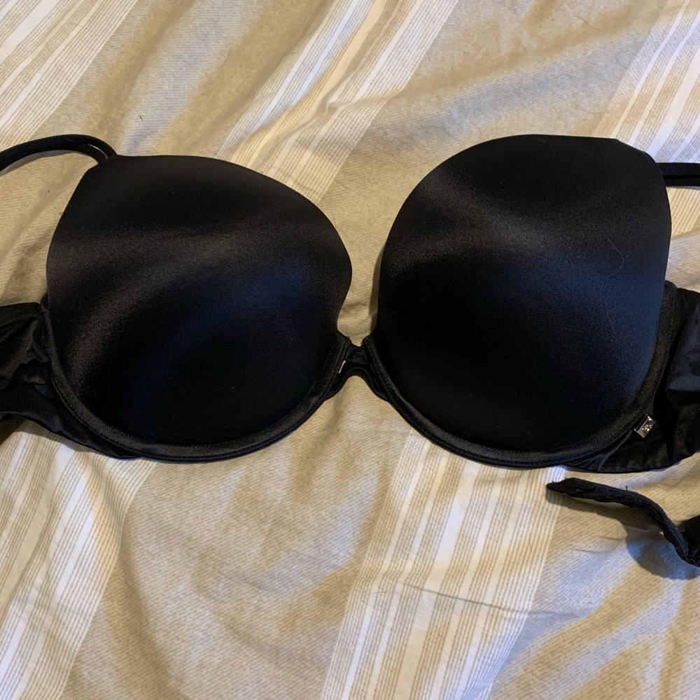 Victoria’s Secret bra size 38D
